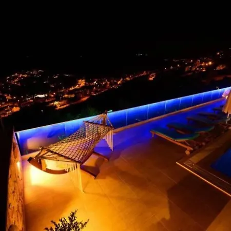 Luks Villa