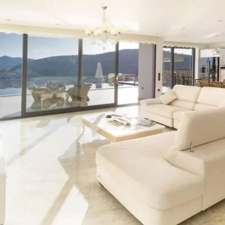 Villa Luks